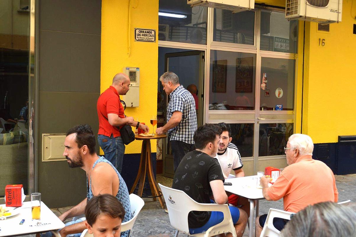 16 ALMERIA -TAPAS AVEC LES AMIS AU FLORIDA (20).JPG